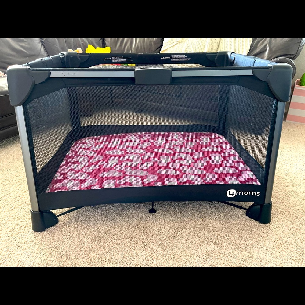 4moms Pack n Play